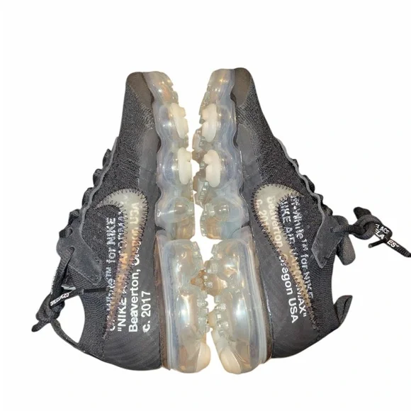 Nike air vapormax off white mens shoes size 4 NWT